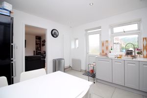 Kitchen/Diner- click for photo gallery